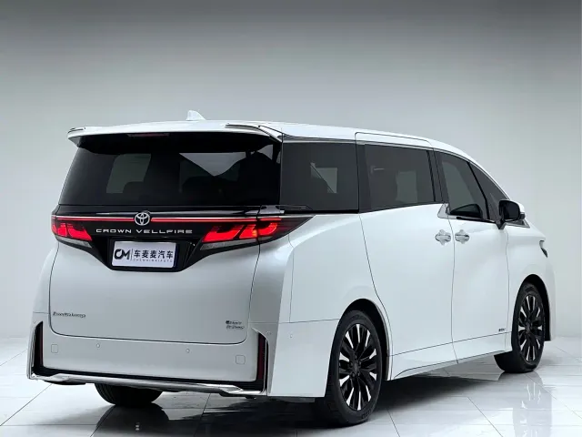 Toyota Vellfire — Фото автомобиля 3