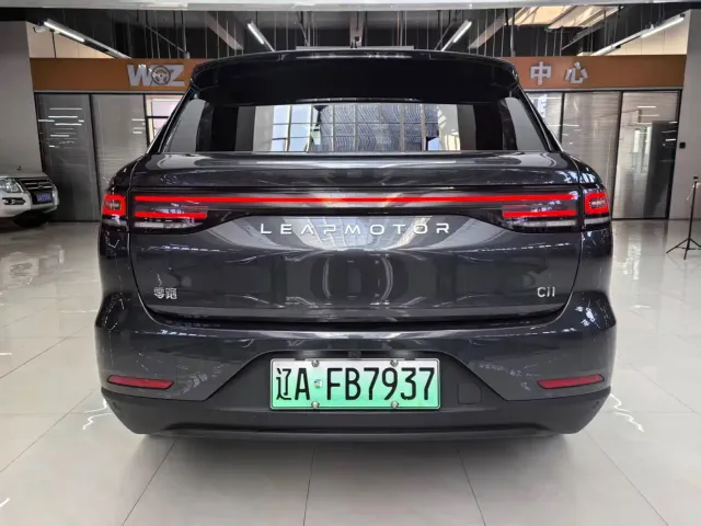 Leapmotor C11 — Фото автомобиля 5
