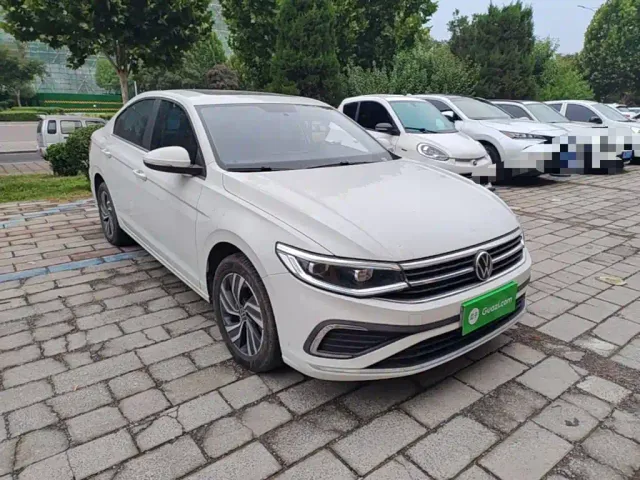 Volkswagen Bora — Фото автомобиля 3