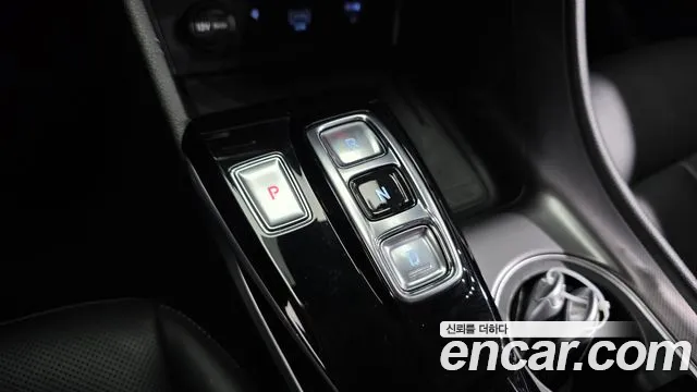 Hyundai Sonata — Фото автомобиля 9