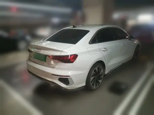 Audi A3 — Фото автомобиля 4