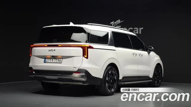 Kia Carnival 4th Gen — Фото автомобиля 2