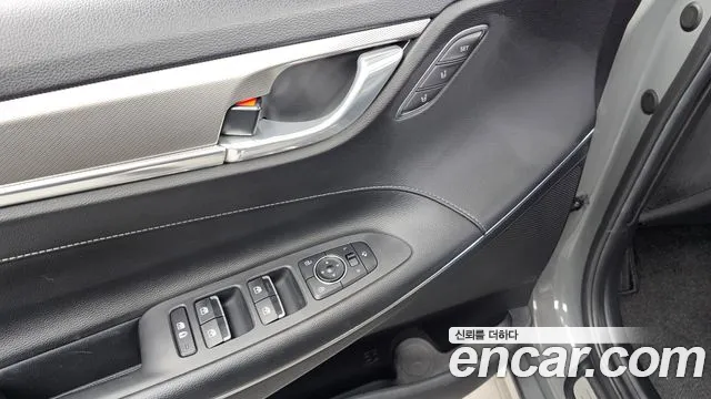 Hyundai Grandeur — Фото автомобиля 25