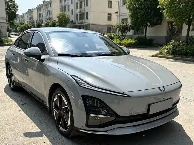 Wuling Starlight — Фото автомобиля 3