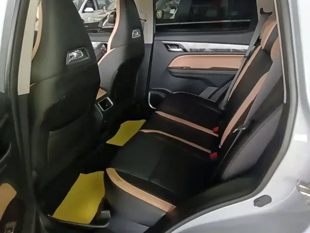 Geely Haoyue PRO — Фото автомобиля 16