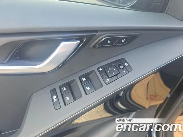 Kia Niro The All New Niro Signature — Фото автомобиля 12