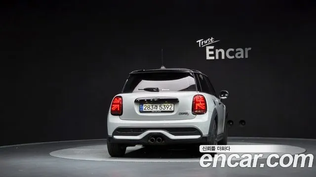 MINI Cooper — Фото автомобиля 4