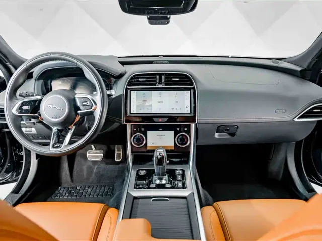 Jaguar Jaguar XEL 2023 2.0T 250PS R-DYNAMIC S Progressive Sport — Фото автомобиля 10