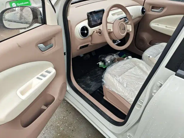Wuling Hongguang Mini EV — Фото автомобиля 15