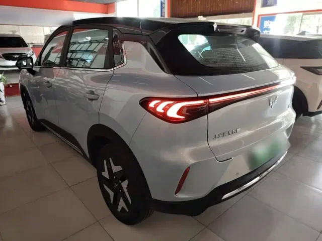 Wuling Bingo S — Фото автомобиля 4