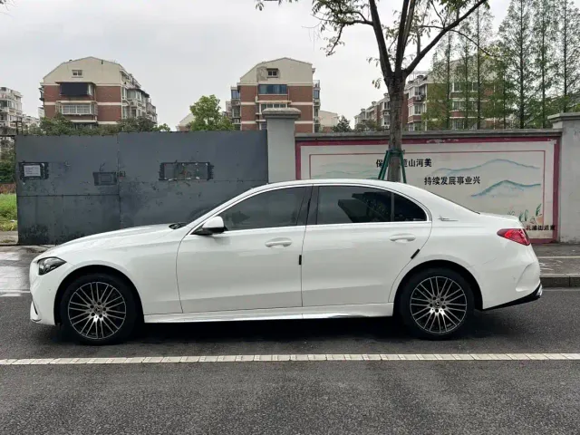 Mercedes-Benz C-Class — Фото автомобиля 14