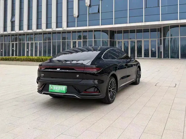 BYD Han — Фото автомобиля 9