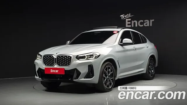 Фотография автомобиля — BMW X4 G02