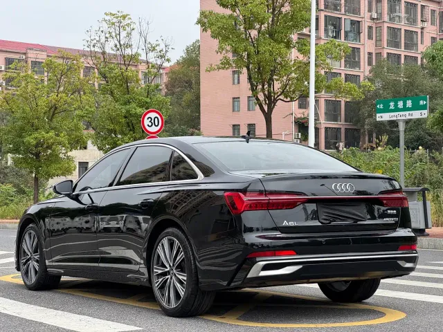 Audi A6L — Фото автомобиля 6