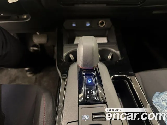 Toyota Prius 5th Gen — Фото автомобиля 9
