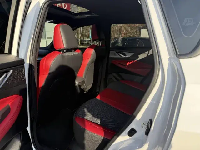 Changan CS35 Plus — Фото автомобиля 7