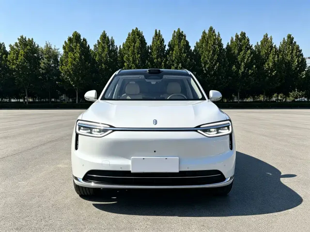 Aito M7 — Фото автомобиля 7
