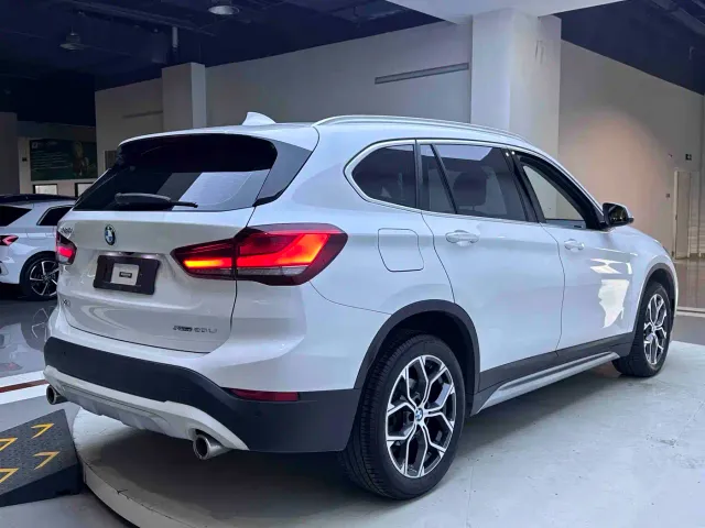 BMW X1 — Фото автомобиля 6