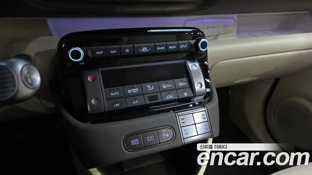 Hyundai Casper Electric — Фото автомобиля 23