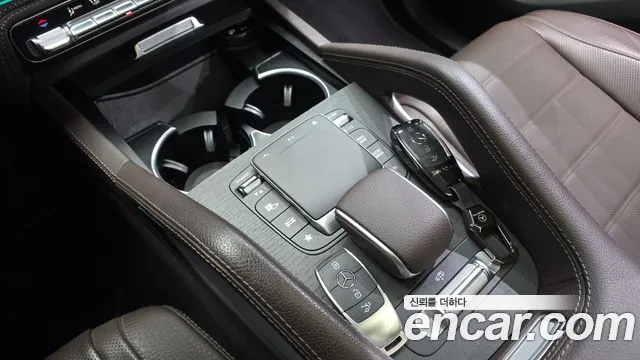 Mercedes-Benz GLE-Class — Фото автомобиля 8