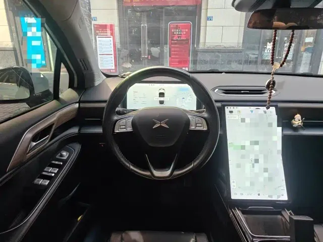 Xpeng P5 — Фото автомобиля 2