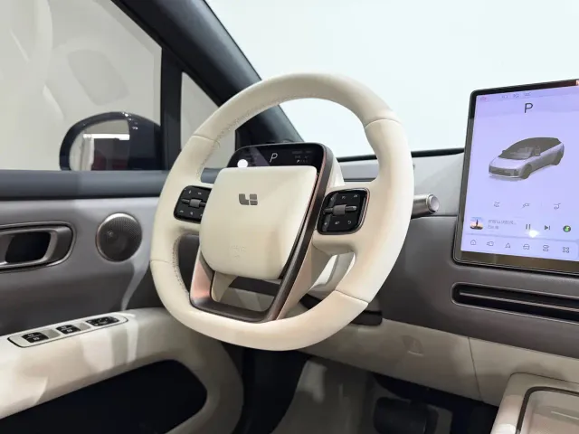 Li Auto i6 — Фото автомобиля 12