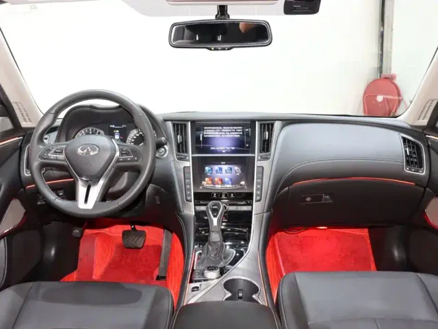Infiniti Q50L — Фото автомобиля 12