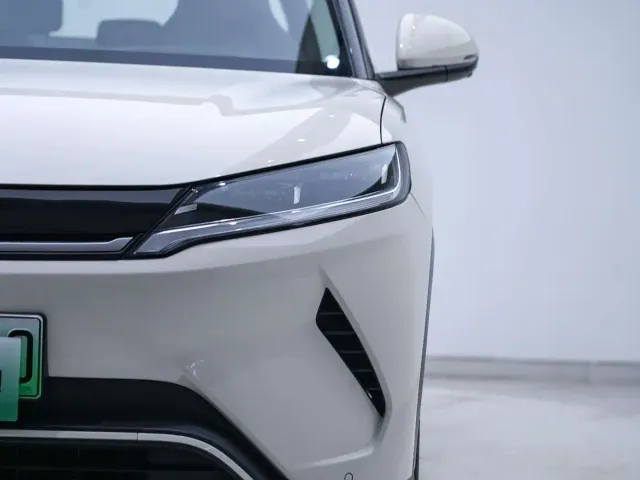 BYD Yuan UP — Фото автомобиля 5