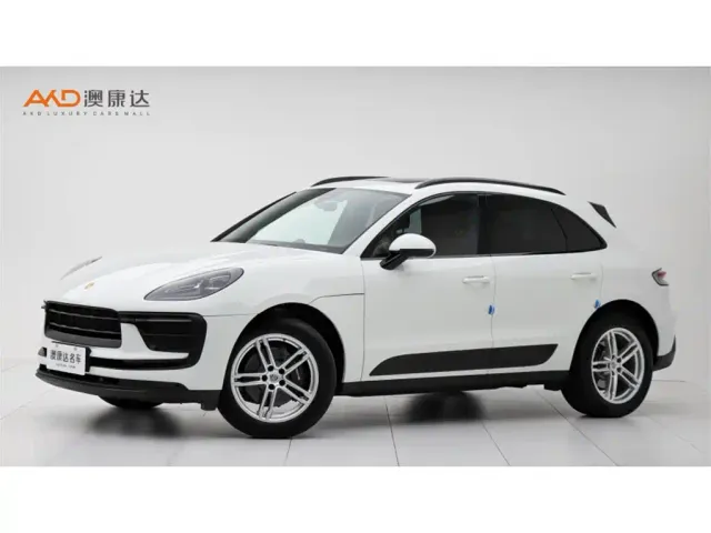 Фотография автомобиля — Porsche Macan