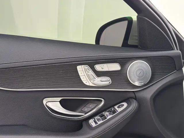 Mercedes-Benz C-Class — Фото автомобиля 11