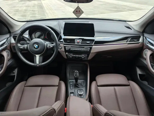 BMW X1 — Фото автомобиля 10
