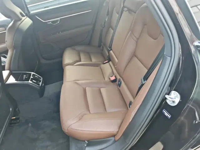 Volvo S90 — Фото автомобиля 21
