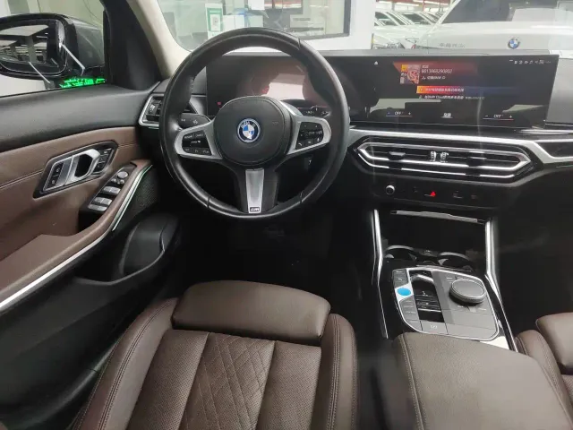 BMW i3 — Фото автомобиля 12