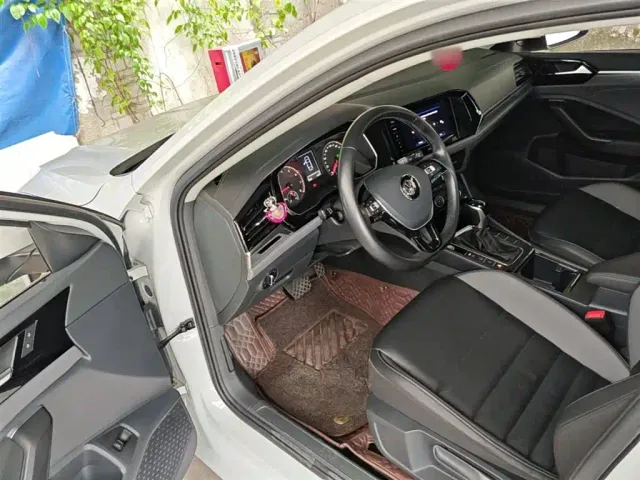 Volkswagen Sagitar — Фото автомобиля 15