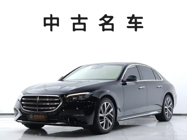 Фотография автомобиля — Mercedes-Benz E-Class