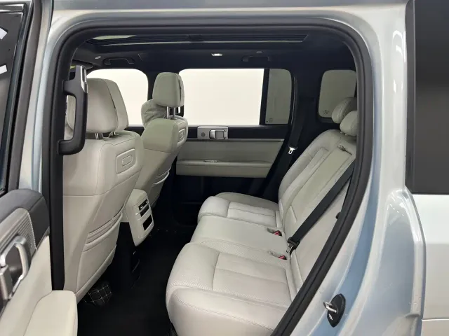 BYD FangChengBao Titanium 7 — Фото автомобиля 16
