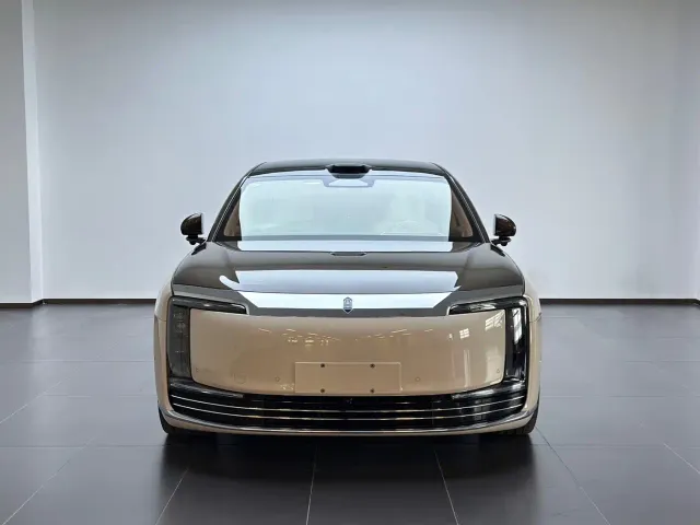 Maextro S800 — Фото автомобиля 2
