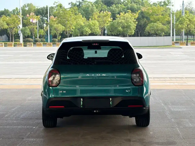 GAC Aion UT — Фото автомобиля 6