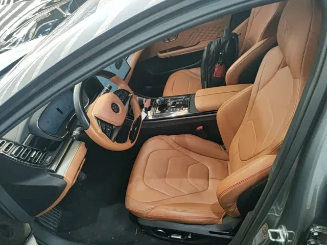 BYD Han — Фото автомобиля 10