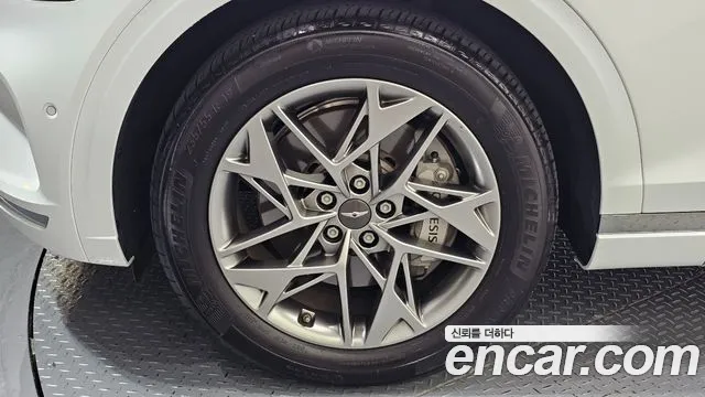 Genesis GV70 — Фото автомобиля 5