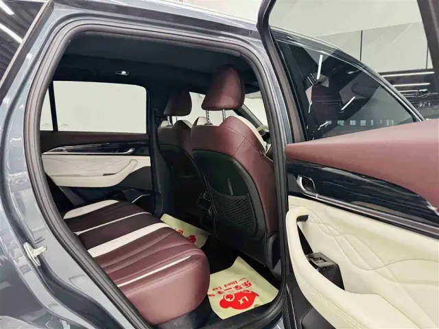 Geely Xingyue L — Фото автомобиля 23