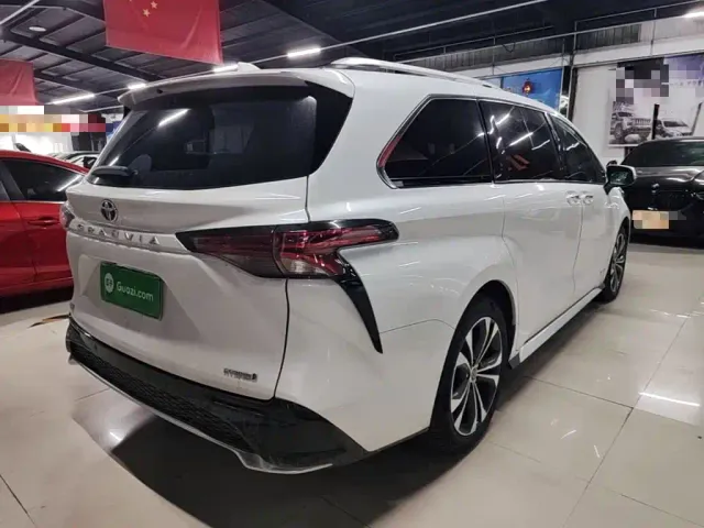 Toyota Granvia — Фото автомобиля 6