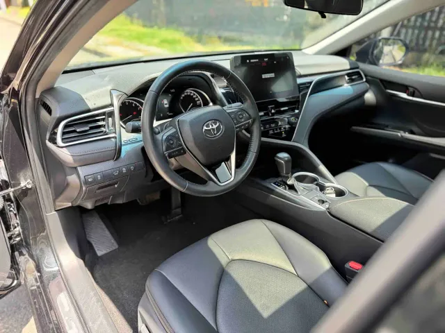 Toyota Camry — Фото автомобиля 11