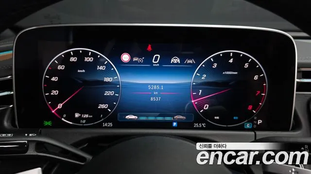 Mercedes-Benz E-Class — Фото автомобиля 8