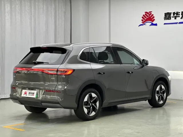 Geely Galaxy E5 — Фото автомобиля 9