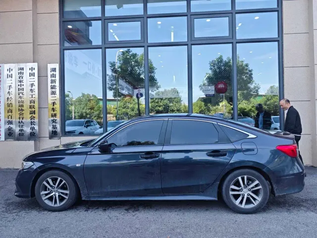 Honda Civic — Фото автомобиля 9