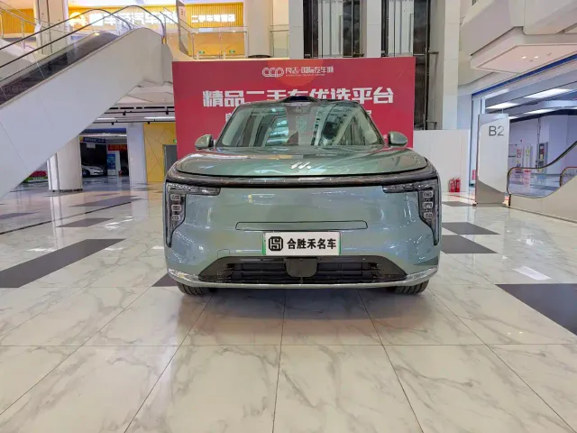 IM Motors LS8 — Фото автомобиля 3
