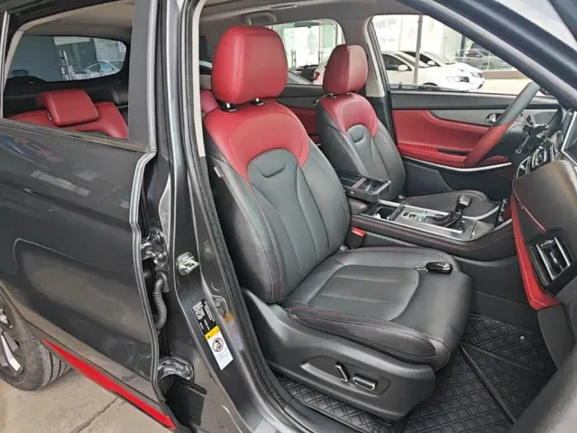 Changan CS75 — Фото автомобиля 24