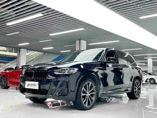 Фотография автомобиля — BMW X3