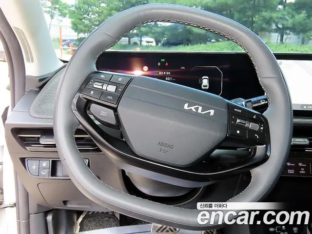 Kia EV6 — Фото автомобиля 8